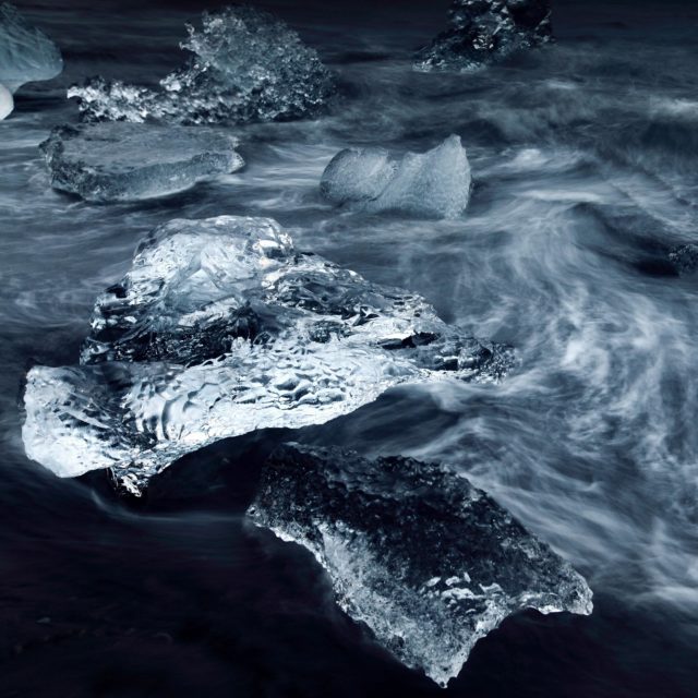 diamants échoués carre-islande-glace-bleu