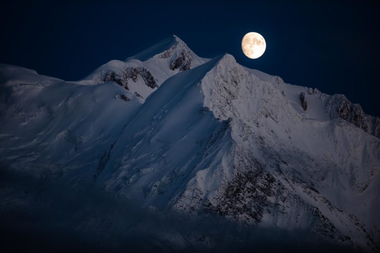 Lever du Lune sur Mont Blanc et Bionnassay