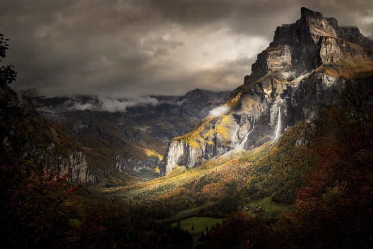 Cirque du Fer-à-Cheval, Tenneverge et Corne du Chamois vus depuis le Frenalay, massif du Haut-Giffre, photographie d’Alexandre Deschaumes.