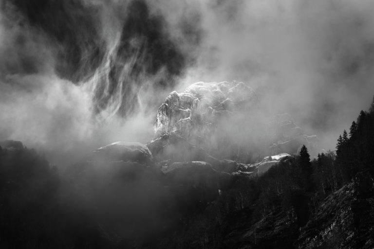 BW-sixtferacheval-sansbet-nuages