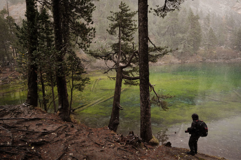 Lago verde - Vallée étroite photographe au bord du lago verde, vallée étroite