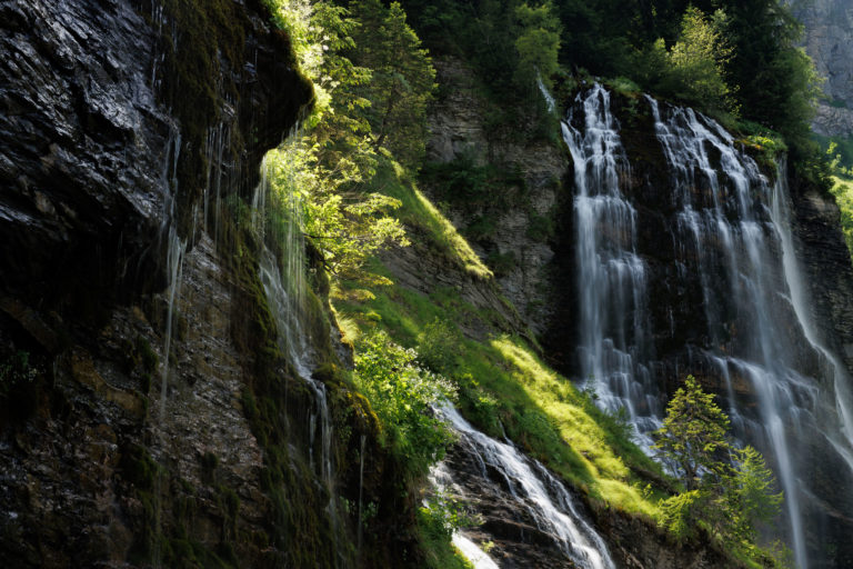 9930-cascades-pleureuse-giffre