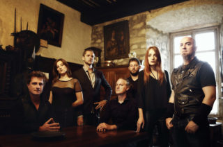 king cover queen metal band